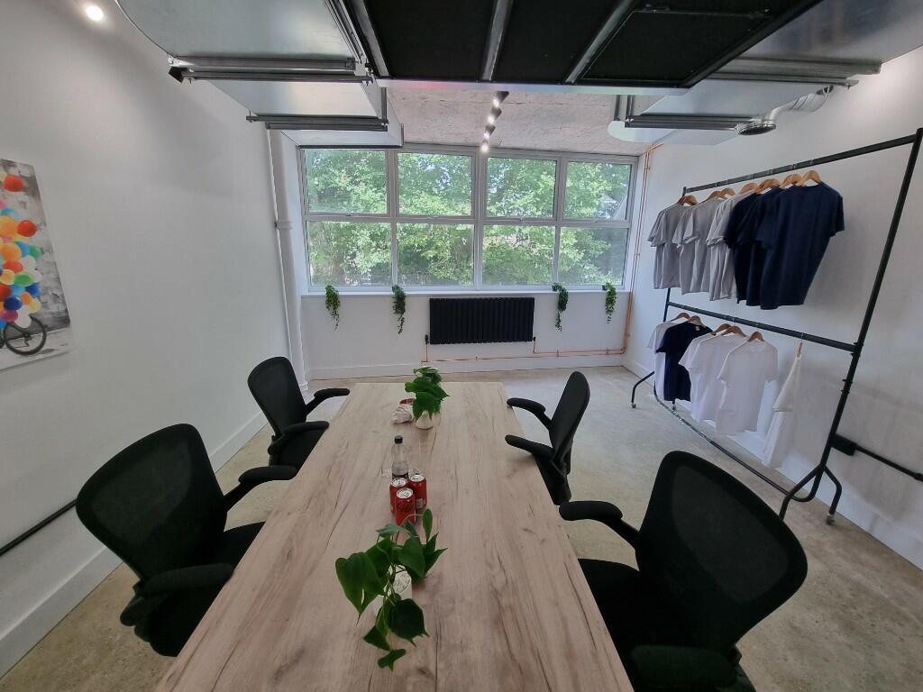 ezgif.com-webp-to-jpg-converter-2025-02-08T155014.247