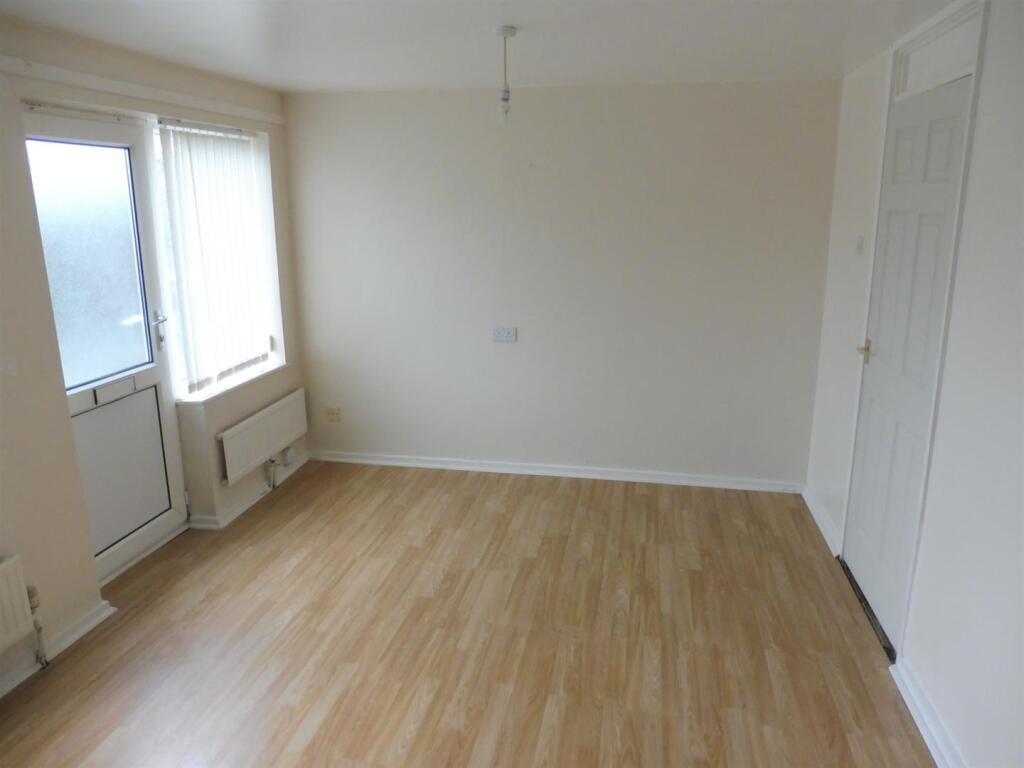 ezgif.com-webp-to-jpg-converter-2025-02-08T175734.893