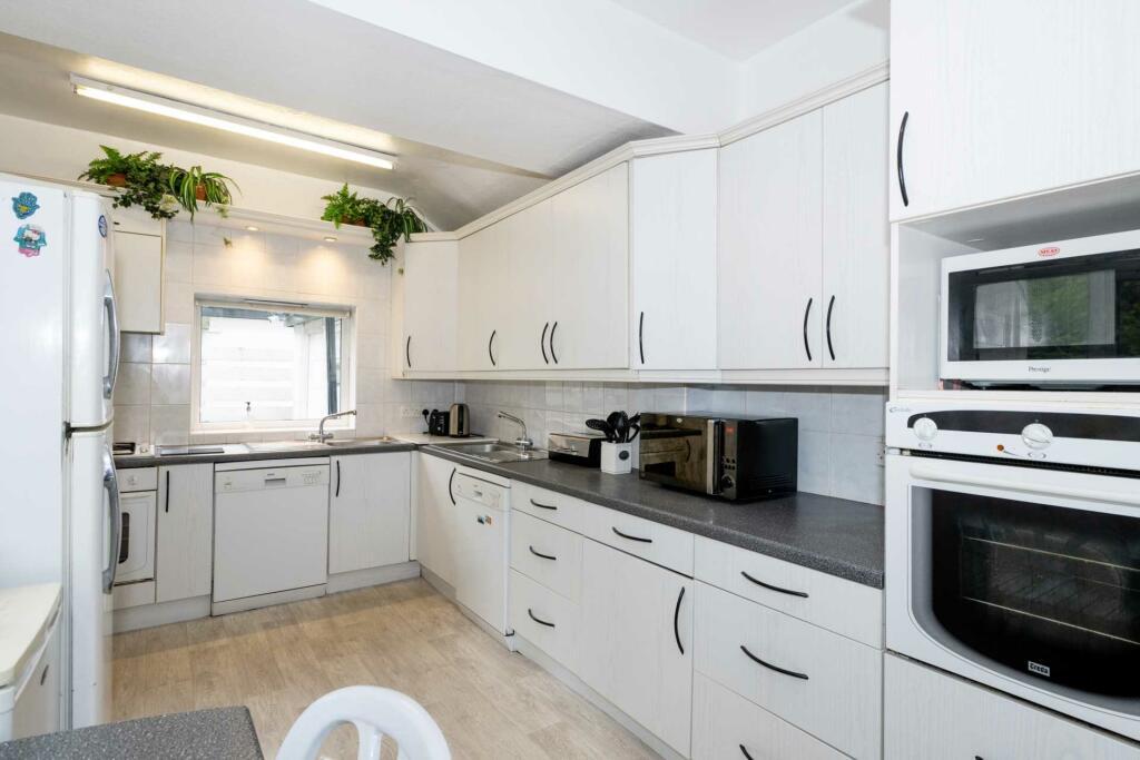 ezgif.com-webp-to-jpg-converter-22-2