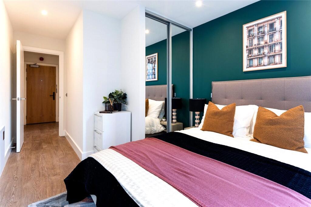 ezgif.com-webp-to-jpg-converter-60