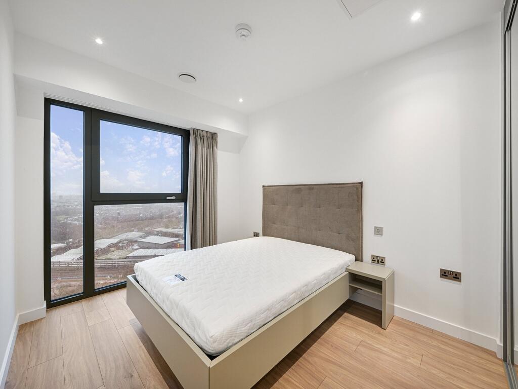 ezgif.com-webp-to-jpg-converter-64