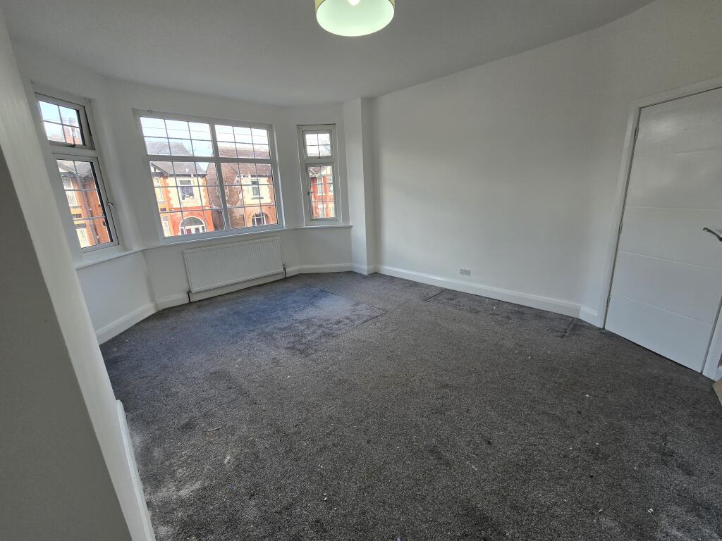 104428_104428-60302_IMG_08_0000-ezgif.com-webp-to-jpg-converter