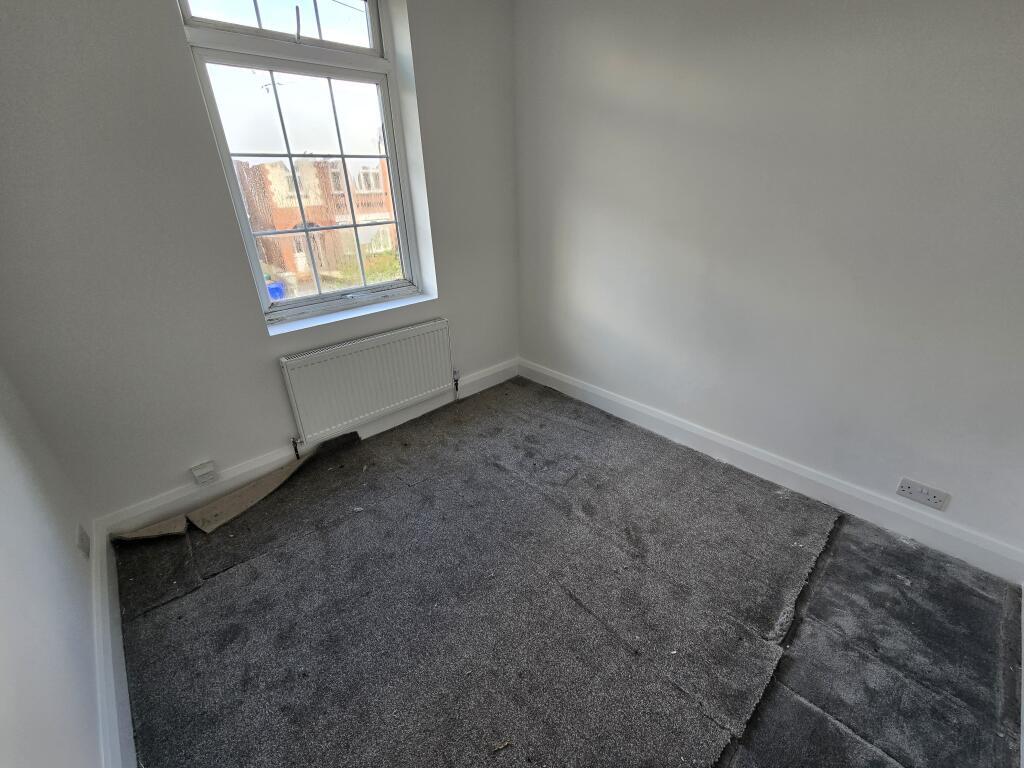 104428_104428-60302_IMG_12_0000-ezgif.com-webp-to-jpg-converter