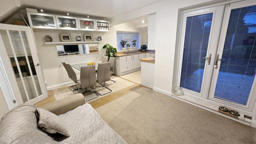 104428_104428-67259_IMG_10_0000-ezgif.com-webp-to-jpg-converter