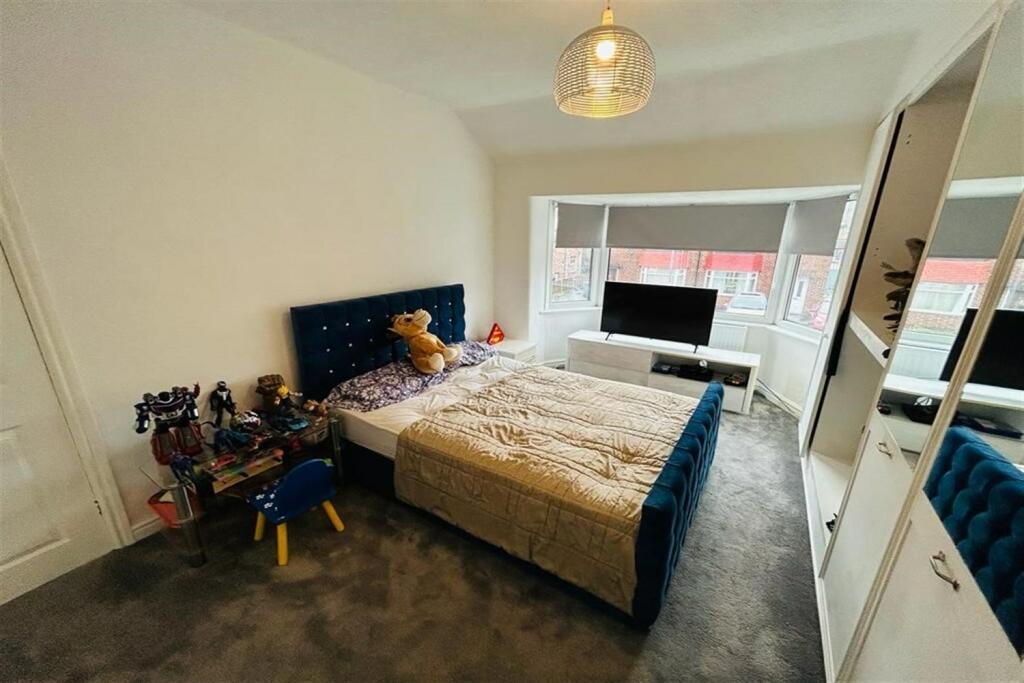 13315_940965_IMG_09_0000-ezgif.com-webp-to-jpg-converter