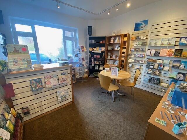 206906_102IRLAM_IMG_02_0000-ezgif.com-webp-to-jpg-converter