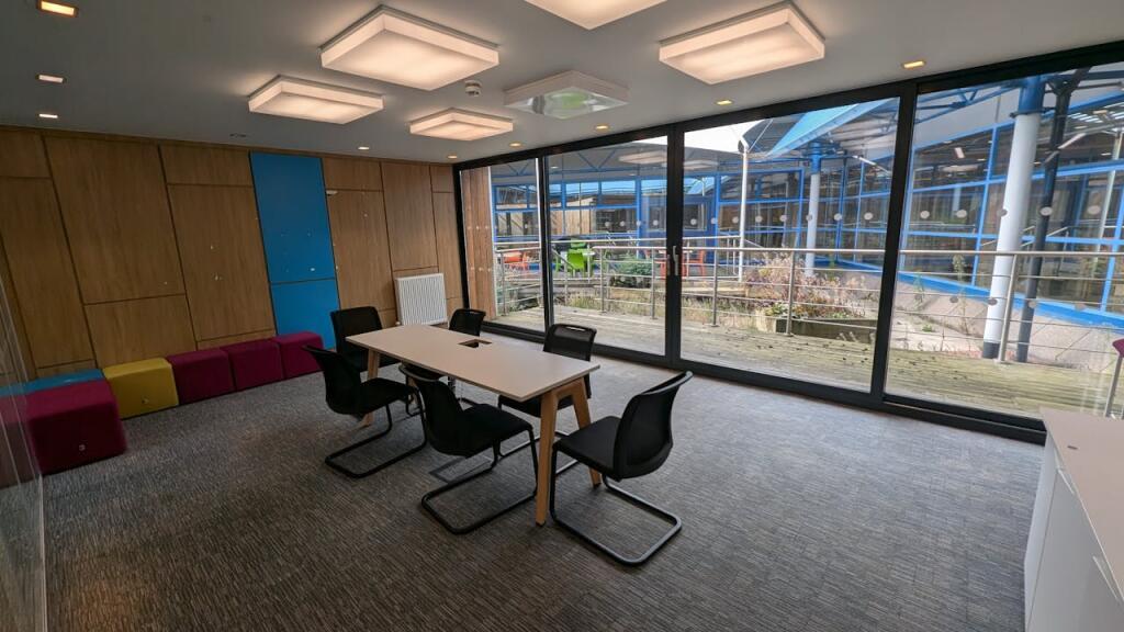 261932_237056-2_IMG_03_0000-ezgif.com-webp-to-jpg-converter