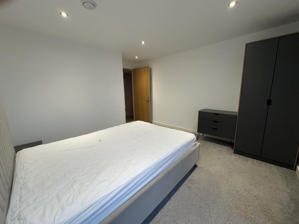 270953_ARU-770705_IMG_02_0000-ezgif.com-webp-to-jpg-converter