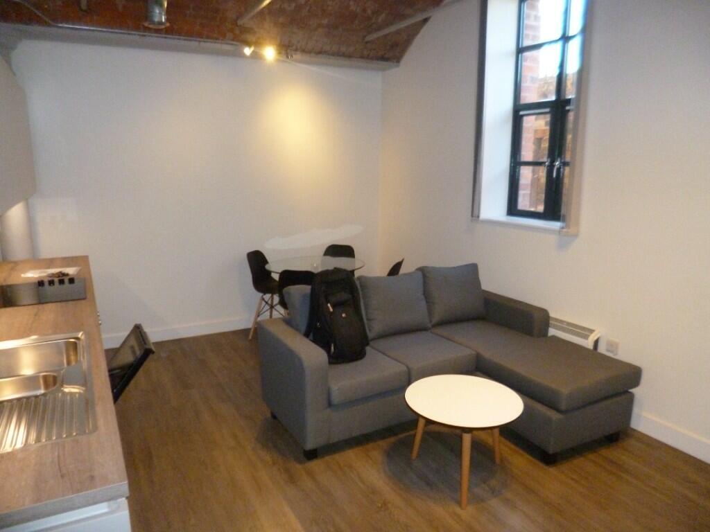 61719_QueensBrewery71_IMG_02_0001-ezgif.com-webp-to-jpg-converter