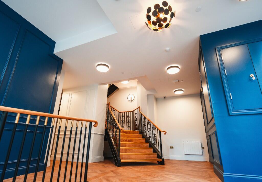 63855_18king_IMG_14_0000-ezgif.com-webp-to-jpg-converter