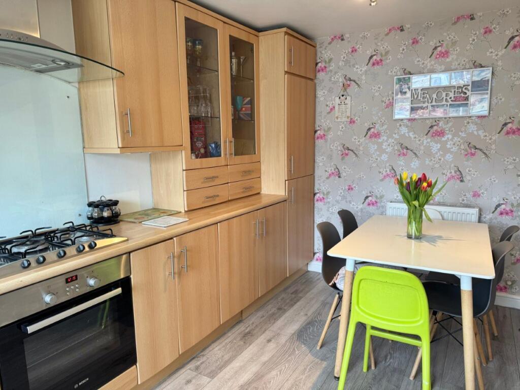 8324_28392348_IMG_16_0000-ezgif.com-webp-to-jpg-converter