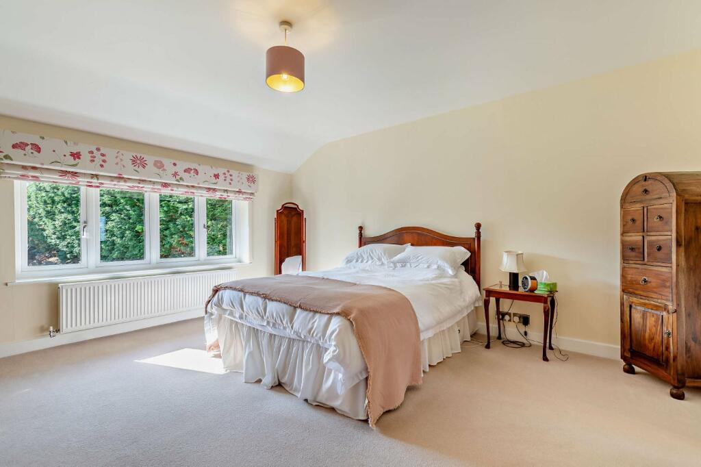 83440_KNU240094_IMG_18_0000-ezgif.com-webp-to-jpg-converter