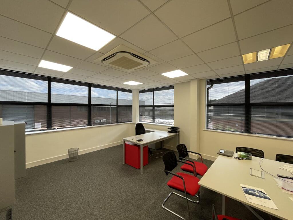 91417_230755-1_IMG_04_0000-ezgif.com-webp-to-jpg-converter