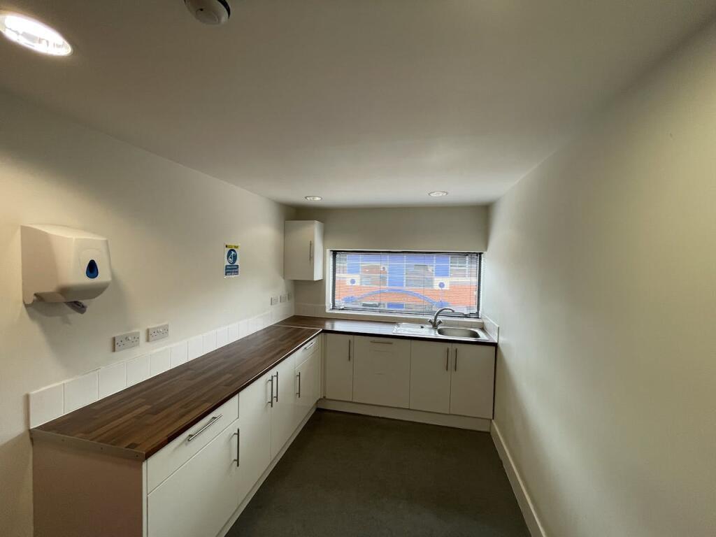 91417_230755-1_IMG_05_0000-ezgif.com-webp-to-jpg-converter