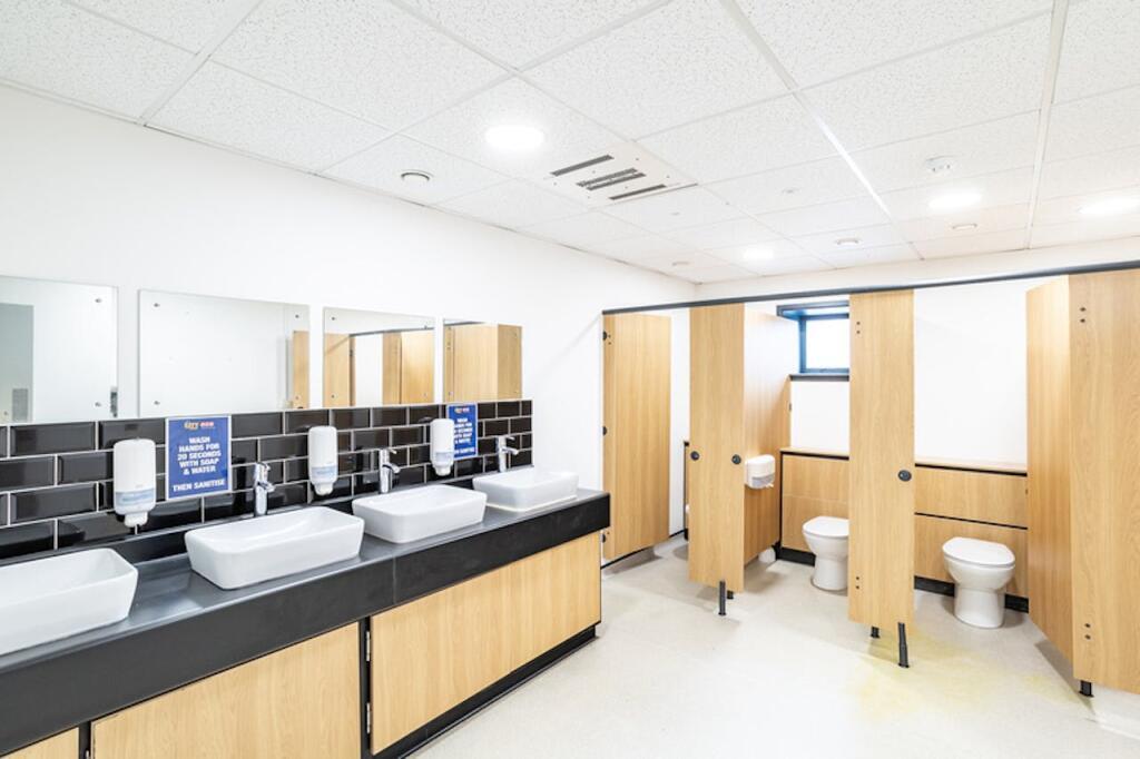 91417_233112-1_IMG_08_0000-ezgif.com-webp-to-jpg-converter