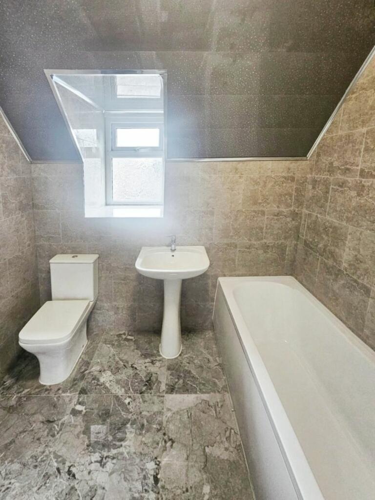 123907_RS0414_IMG_10_0000-ezgif.com-webp-to-jpg-converter