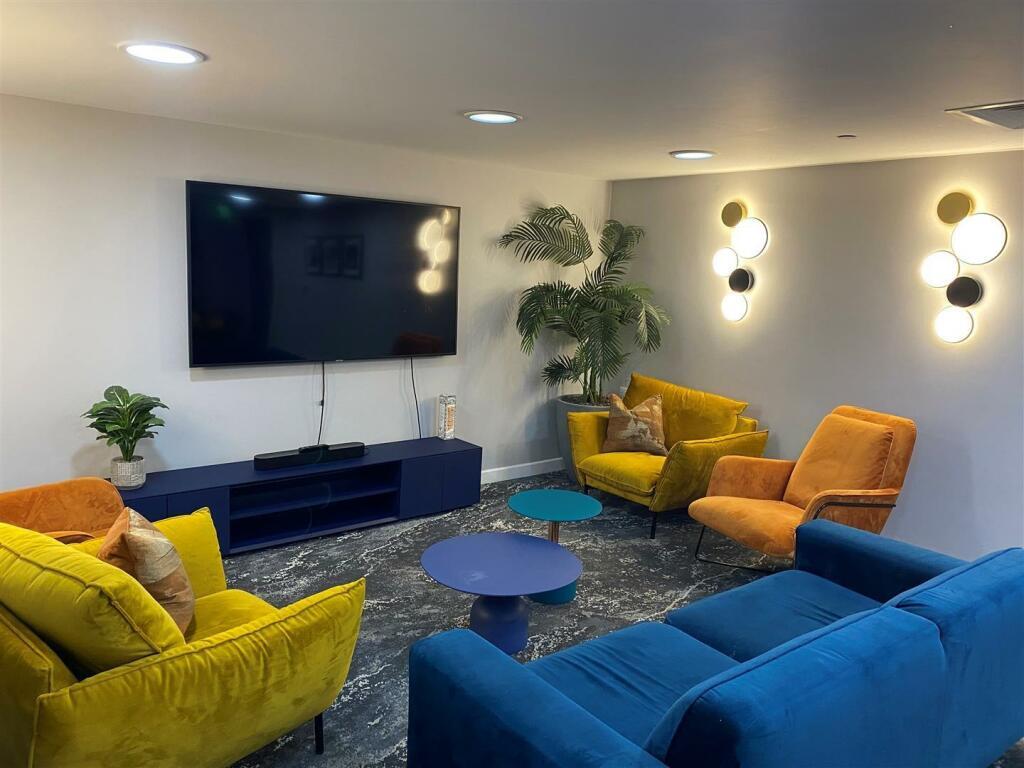 207128_33554244_IMG_17_0000-ezgif.com-webp-to-jpg-converter-2