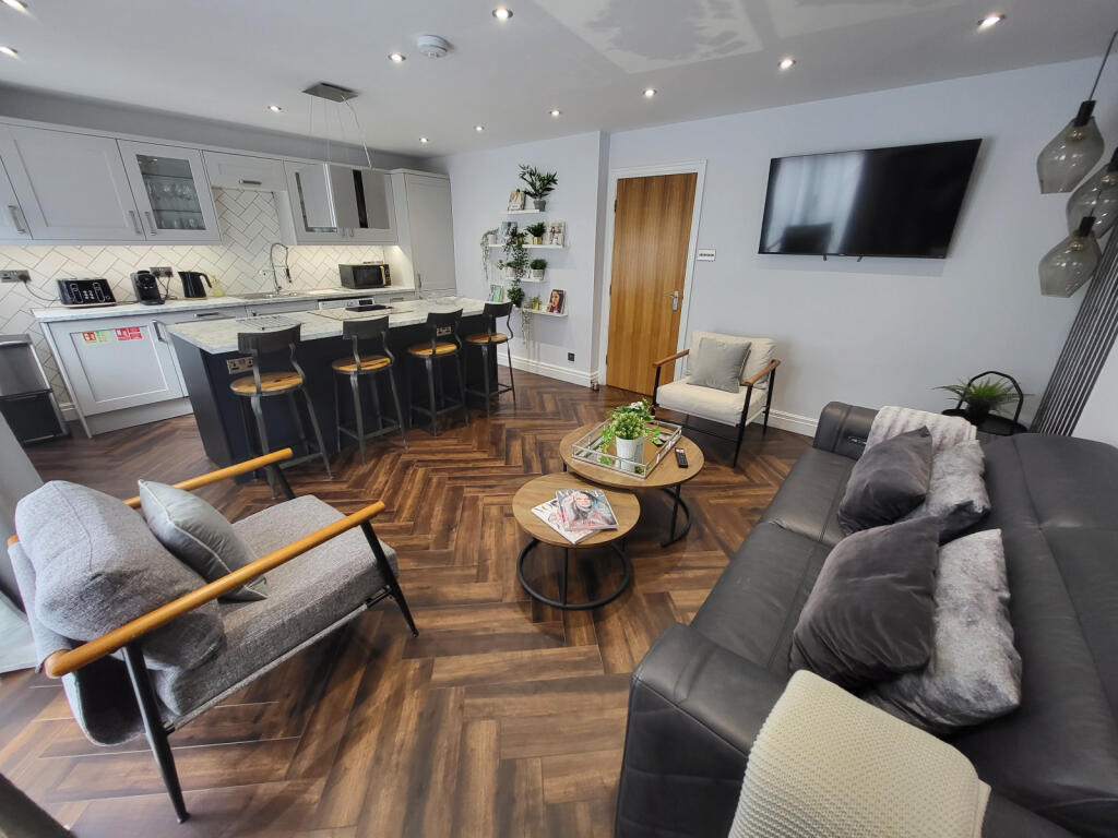 21896_crpr_1965116377_IMG_06_0000-ezgif.com-webp-to-jpg-converter