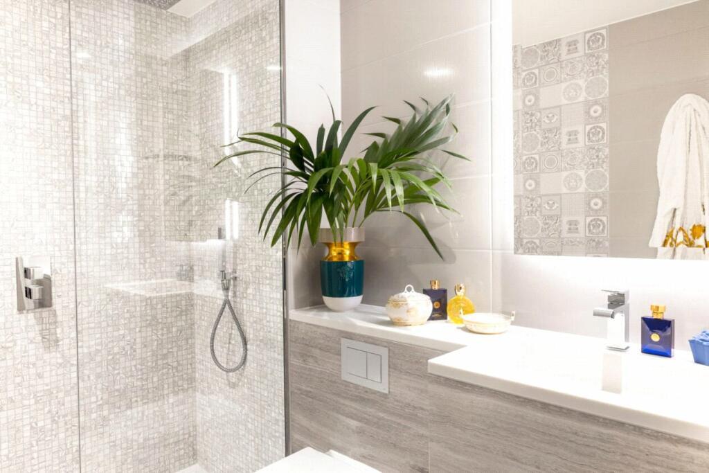 244076_MAN240348_IMG_12_0000-ezgif.com-webp-to-jpg-converter