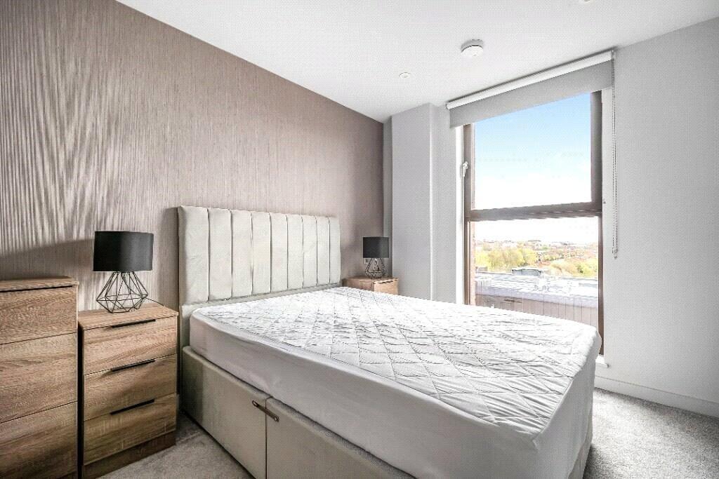 244076_MAN250032_IMG_05_0000-ezgif.com-webp-to-jpg-converter