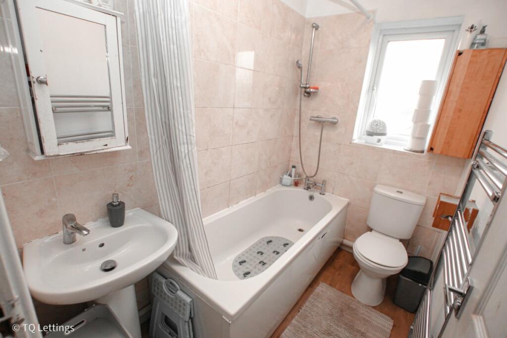 274700_161_IMG_06_0000-ezgif.com-webp-to-jpg-converter-1