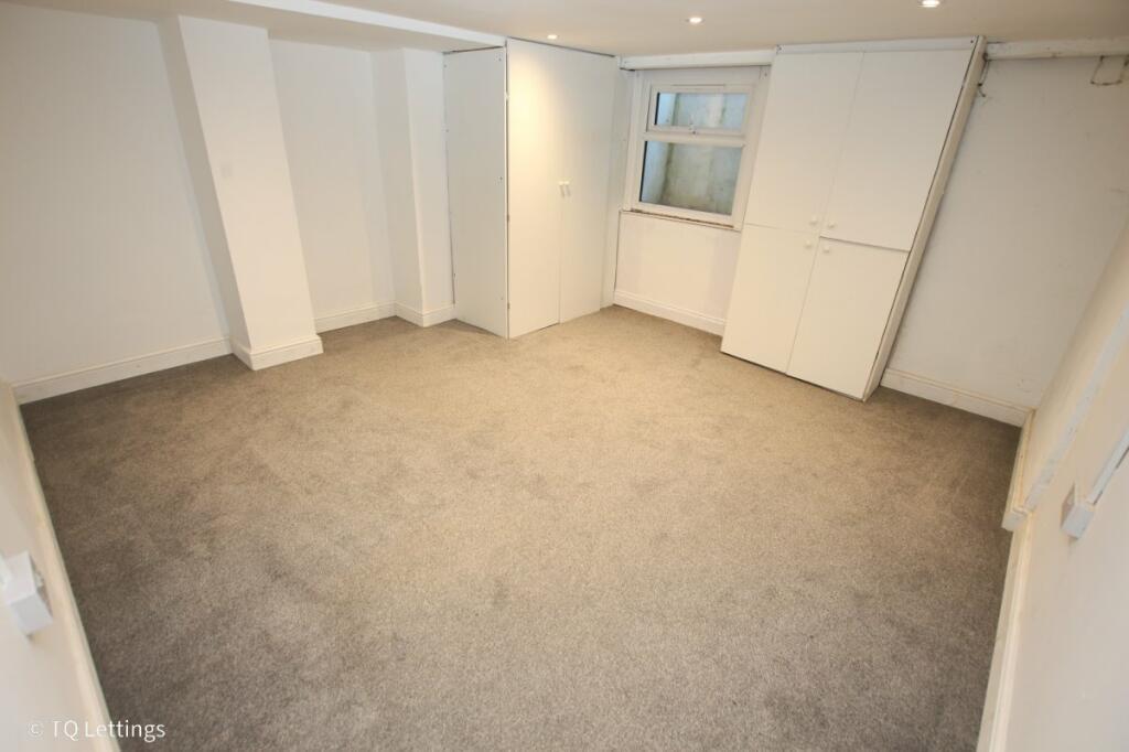 274700_185_IMG_07_0000-ezgif.com-webp-to-jpg-converter