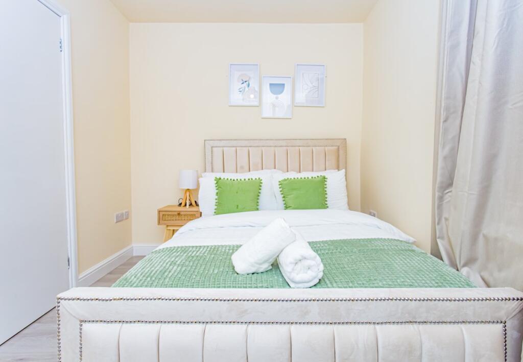 274700_190_IMG_10_0000-ezgif.com-webp-to-jpg-converter