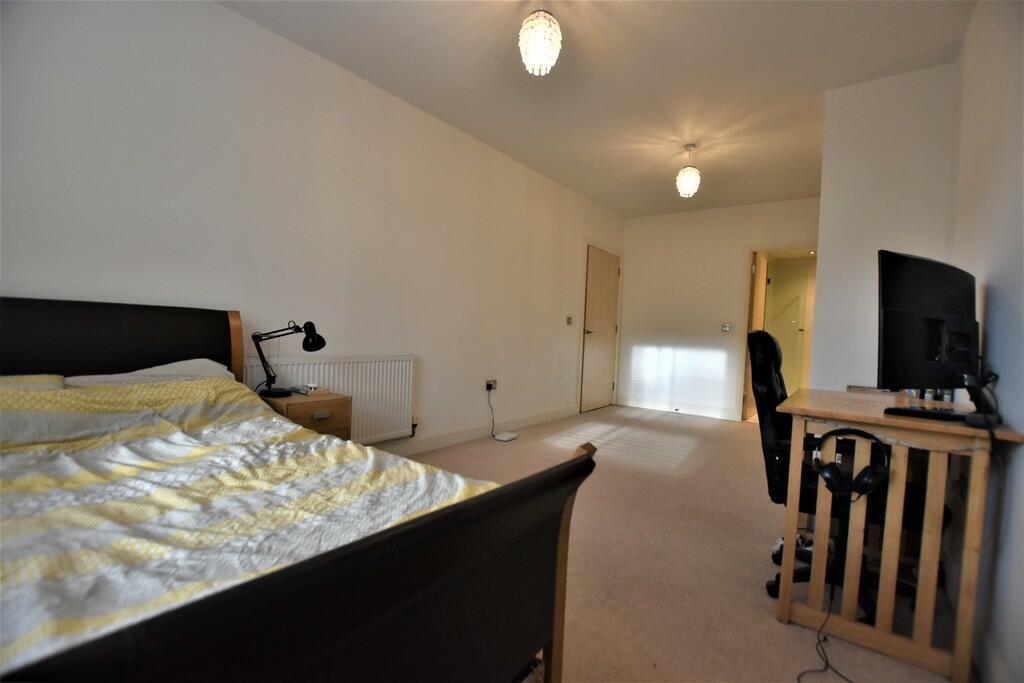 35295_103135005082_IMG_07_0000-ezgif.com-webp-to-jpg-converter