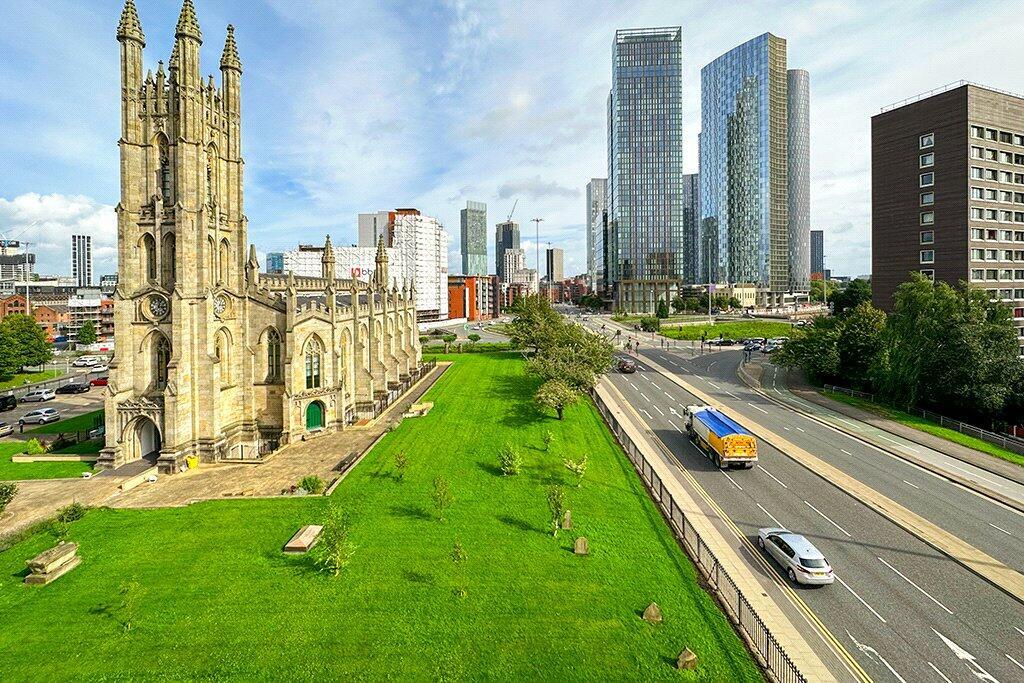 80925_MAN230040_L_IMG_11_0000-ezgif.com-webp-to-jpg-converter